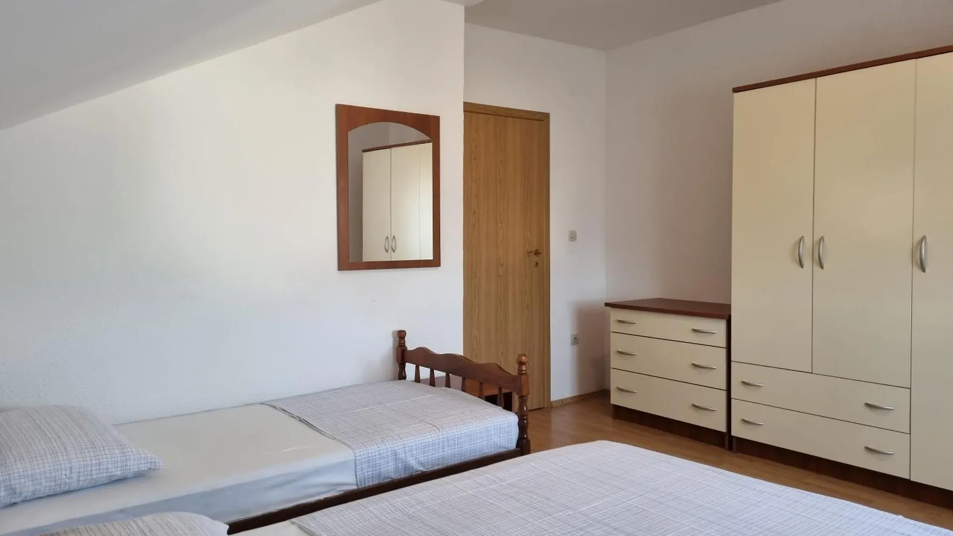 Apartmani Ante Juric 비오그라드나모루 크로아티아